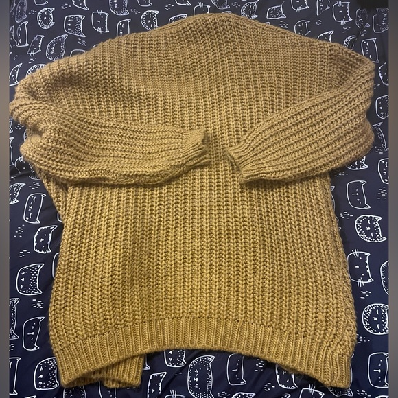 Medium Yellow jacket - Picture 6 of 10